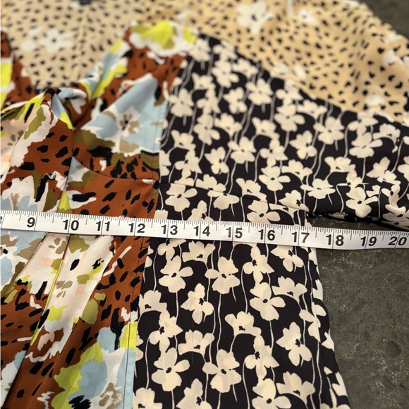 Cabi 6642 Patchwork Dress Spring 2024 med new - Picture 3 of 16